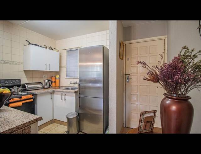 2 BEDROOM APARTMENT FOR SALE IN BEDFORD GARDENS